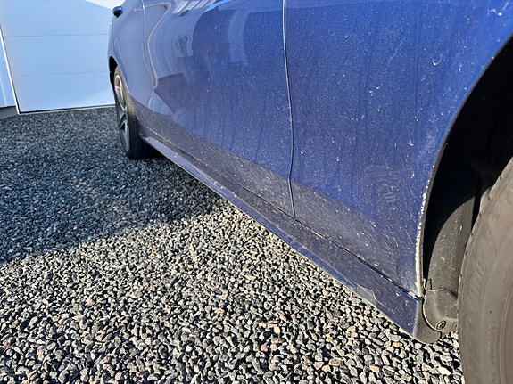 Mercedes-Benz C200 7 of 11