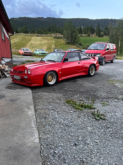 Opel Manta 12 of 17
