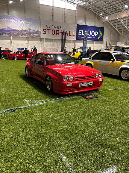 Opel Manta 9 of 17