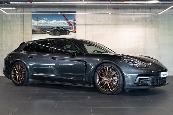 Porsche Panamera 9 of 30
