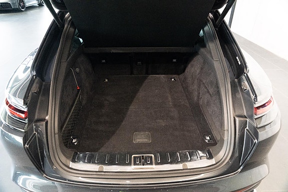 Porsche Panamera 17 of 30