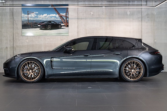 Porsche Panamera 2 of 30