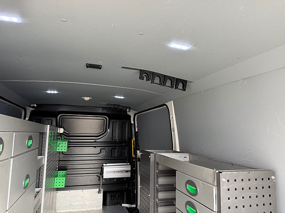Volkswagen Crafter 25 of 30