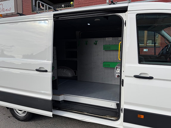 Volkswagen Crafter 11 of 30