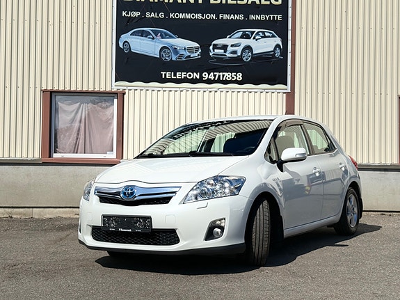 Toyota Auris 3 of 25
