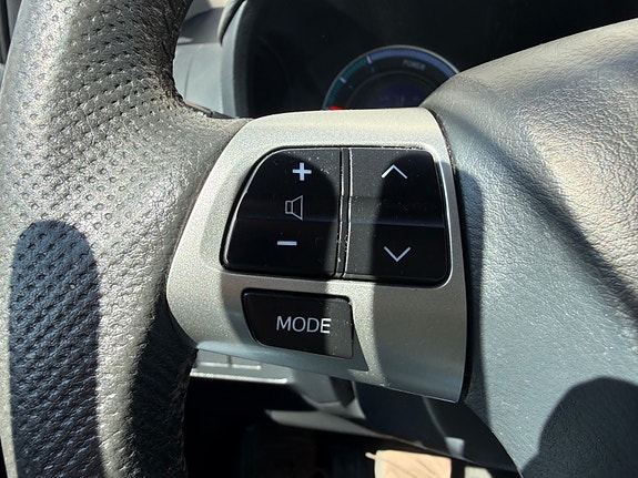Toyota Auris 11 of 25
