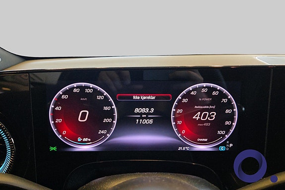 Mercedes-Benz CLA350 9 of 30