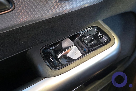 Mercedes-Benz CLA350 29 of 30