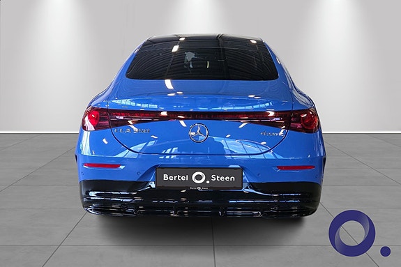 Mercedes-Benz CLA350 3 of 30