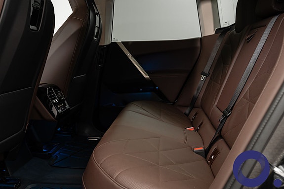 BMW iX 29 of 30