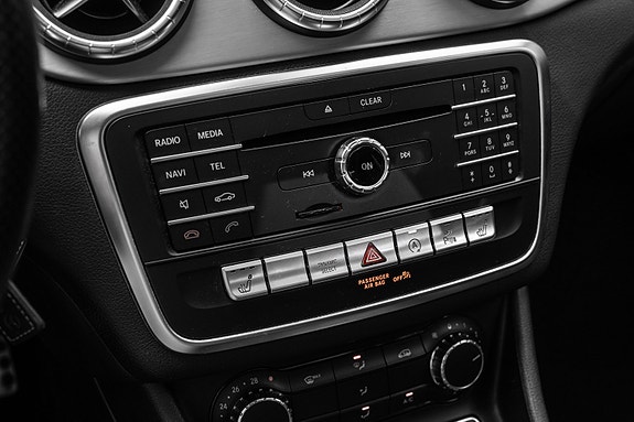 Mercedes-Benz CLA180 24 of 28