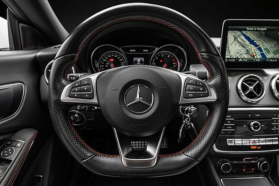 Mercedes-Benz CLA180 16 of 28