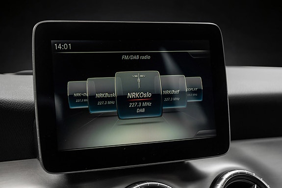 Mercedes-Benz CLA180 22 of 28