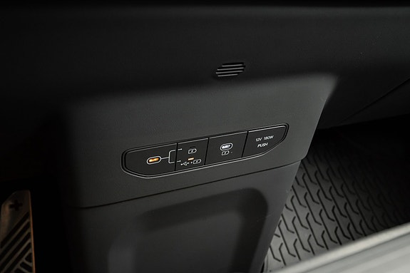 Kia EV9 23 of 30