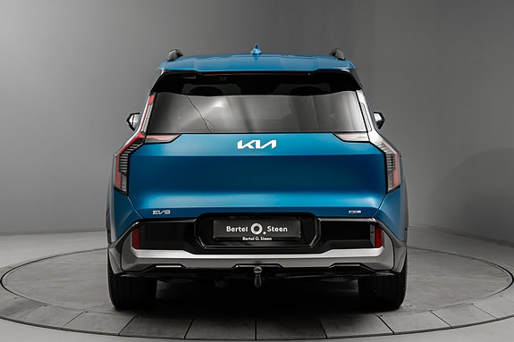 Kia EV9 3 of 30