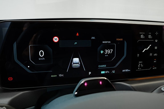 Kia EV9 25 of 30