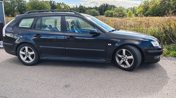 Saab 9-3 2 of 5