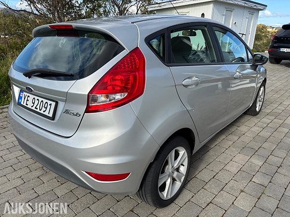 Ford Fiesta 6 of 11