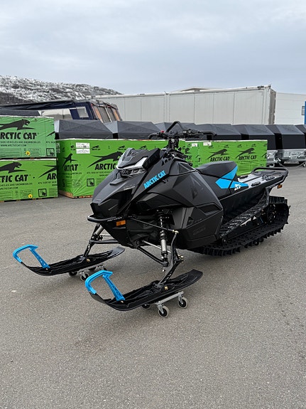 Arctic-cat M 600 Alpha One - 16 års scooter! 3 of 19