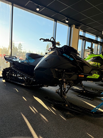 Arctic-cat M 600 Alpha One - 16 års scooter! 12 of 19