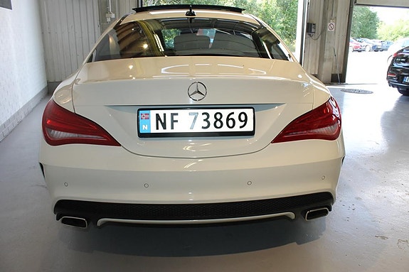Mercedes-Benz CLA180 7 of 30