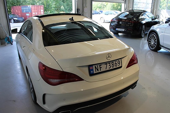 Mercedes-Benz CLA180 6 of 30