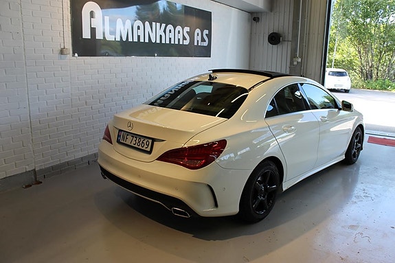 Mercedes-Benz CLA180 14 of 30