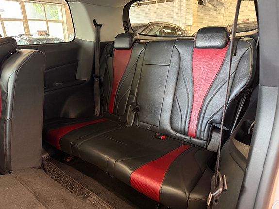 Maxus Euniq 5 18 of 30