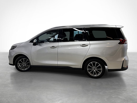 Maxus Euniq 5 9 of 30