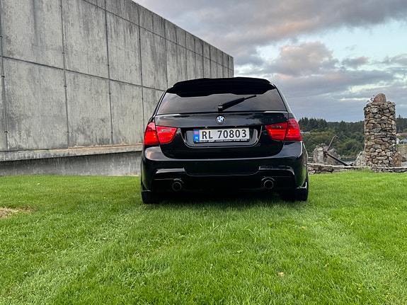 BMW 335d 12 of 30