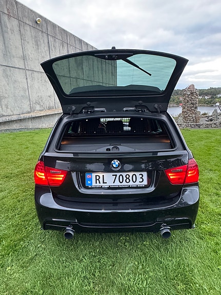 BMW 335d 26 of 30