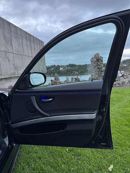 BMW 335d 22 of 30
