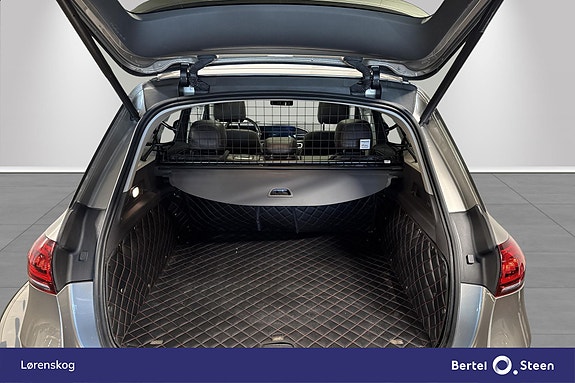 Mercedes-Benz GLE350 de 27 of 30