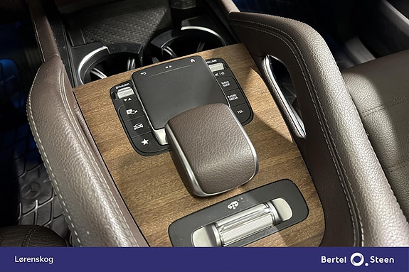 Mercedes-Benz GLE350 de 26 of 30