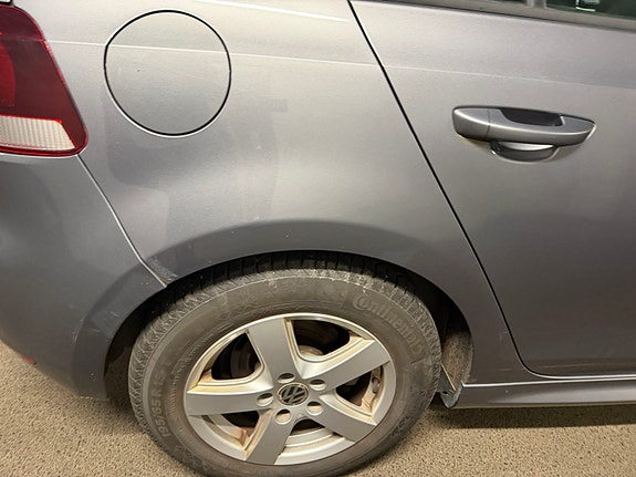 Volkswagen Golf VI 10 of 14