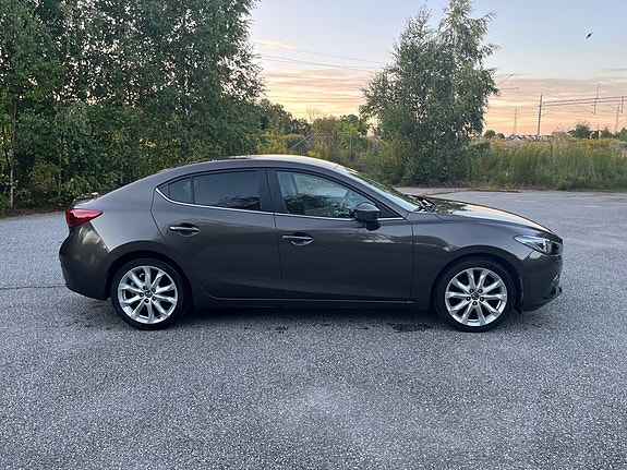 Mazda 3 6 of 23