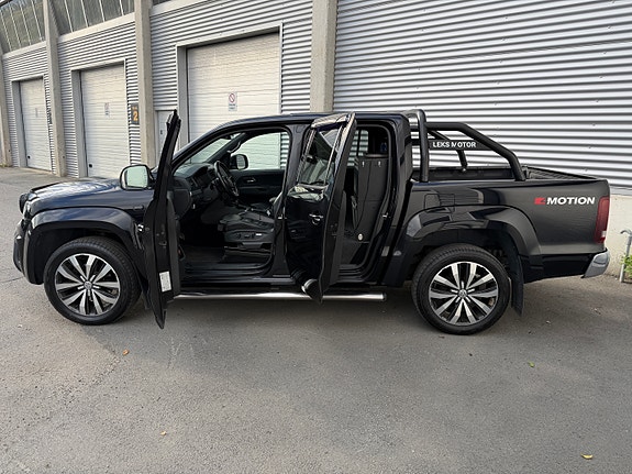 Volkswagen Amarok 5 of 28