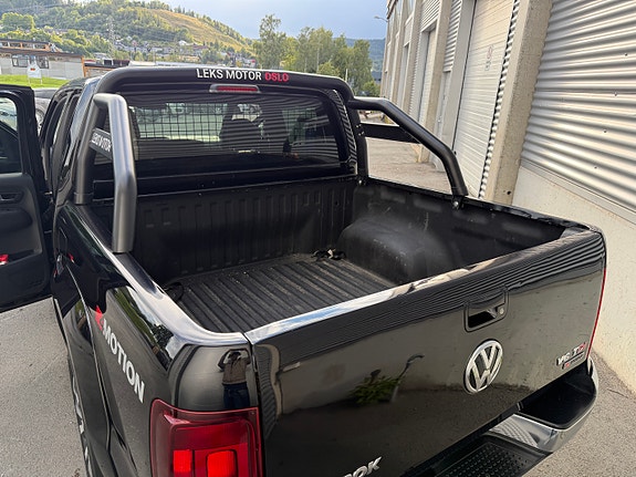 Volkswagen Amarok 12 of 28