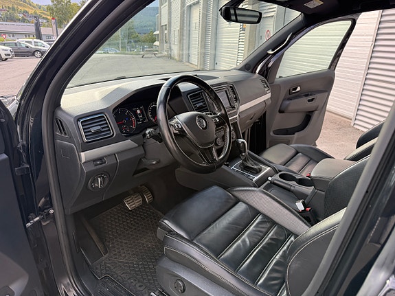 Volkswagen Amarok 11 of 28