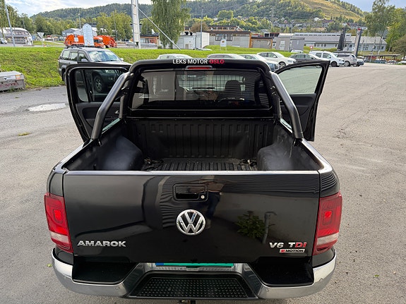Volkswagen Amarok 13 of 28