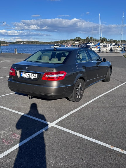 Mercedes-Benz E 220 d 6 of 10