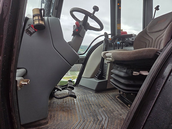 Valtra 6550 28 of 30
