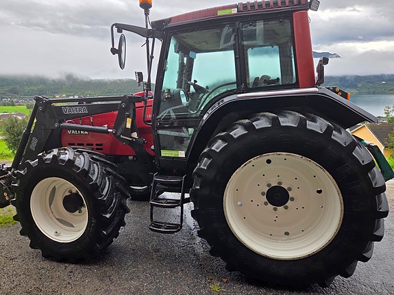 Valtra 6550 4 of 30