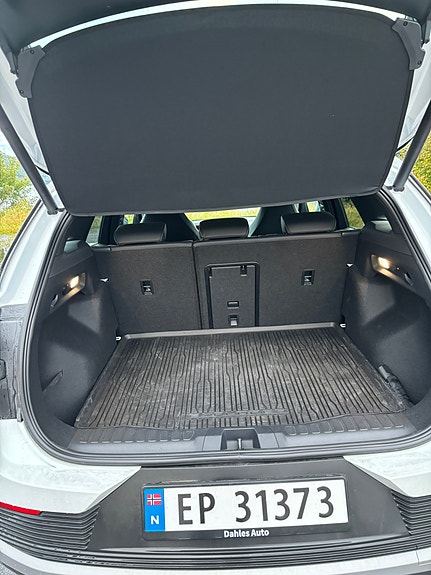 Ford Explorer 8 of 8
