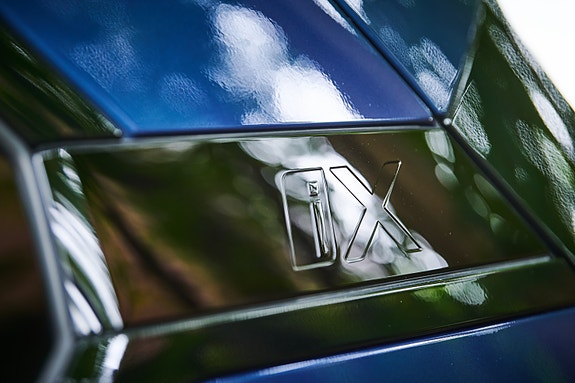 BMW iX 18 of 30