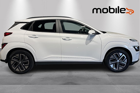 Hyundai Kona 2 of 27
