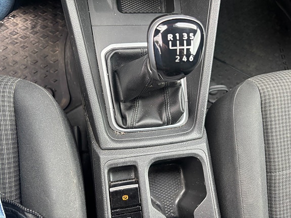 Volkswagen Caddy 16 of 20