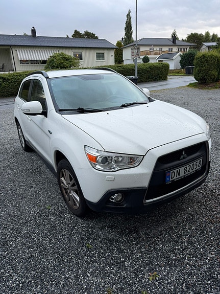 Mitsubishi ASX 3 of 6