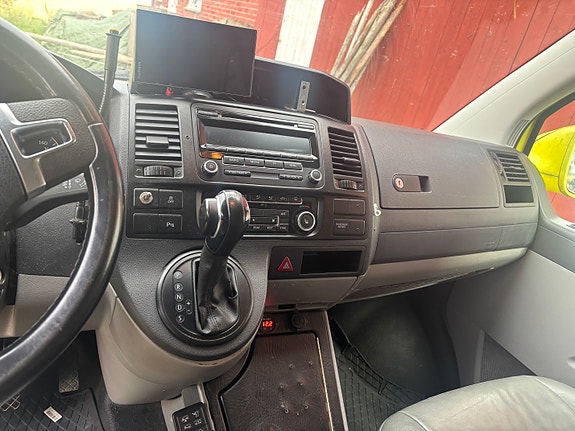 Volkswagen Transporter 13 of 30