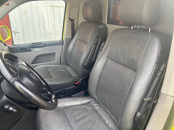 Volkswagen Transporter 11 of 30